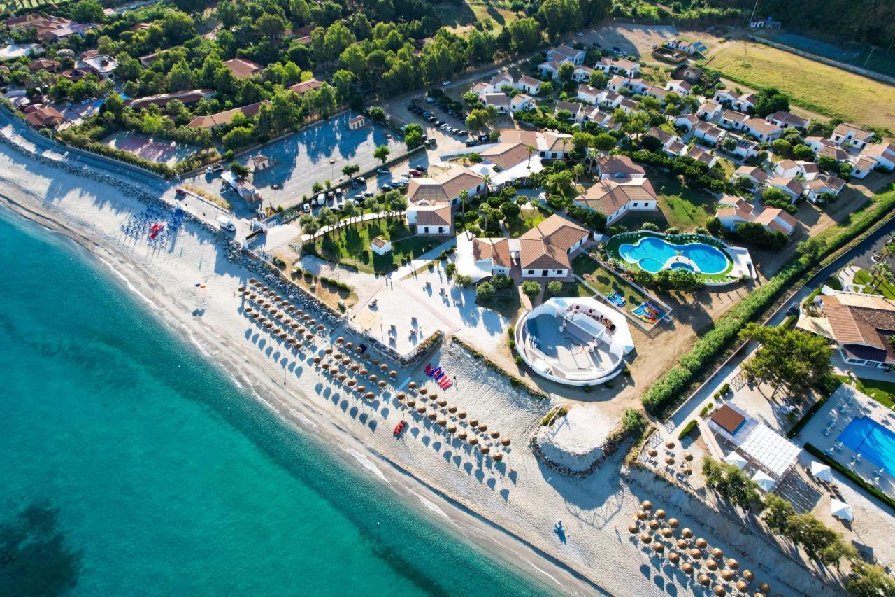 Hotel Voi Le Muse Essentia Zambrone Esterno foto