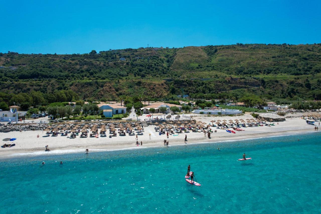 Hotel Voi Le Muse Essentia Zambrone Esterno foto